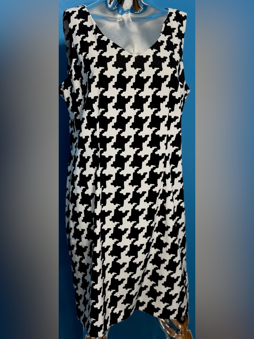 Black & White Houndstooth Shift Dress 18